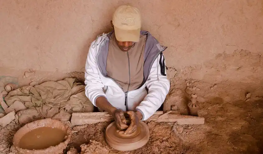 Circuit désert d’Erg Lihoudi au départ de Ouarzazate – 2 jours