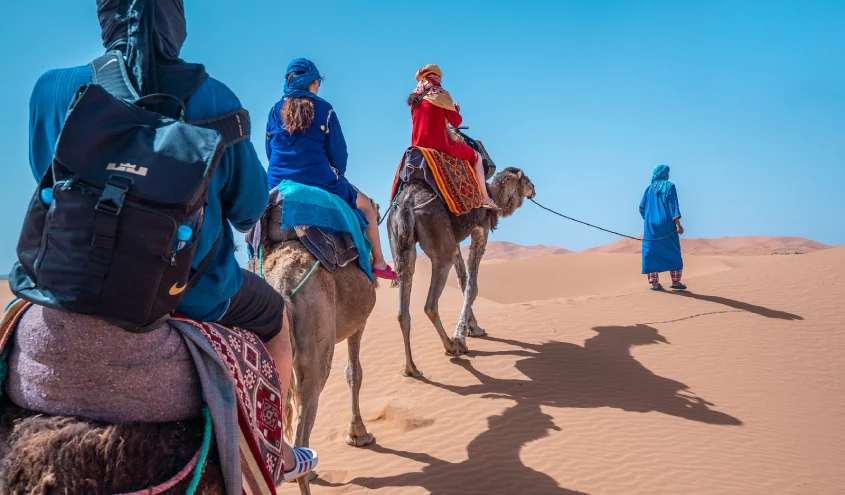 Circuit désert d’Erg Lihoudi au départ de Ouarzazate – 2 jours 